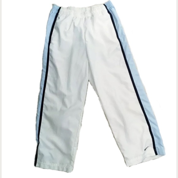 Nike Pants - Nike Capri Length Track Pants